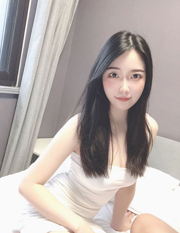 迪拜高端模特